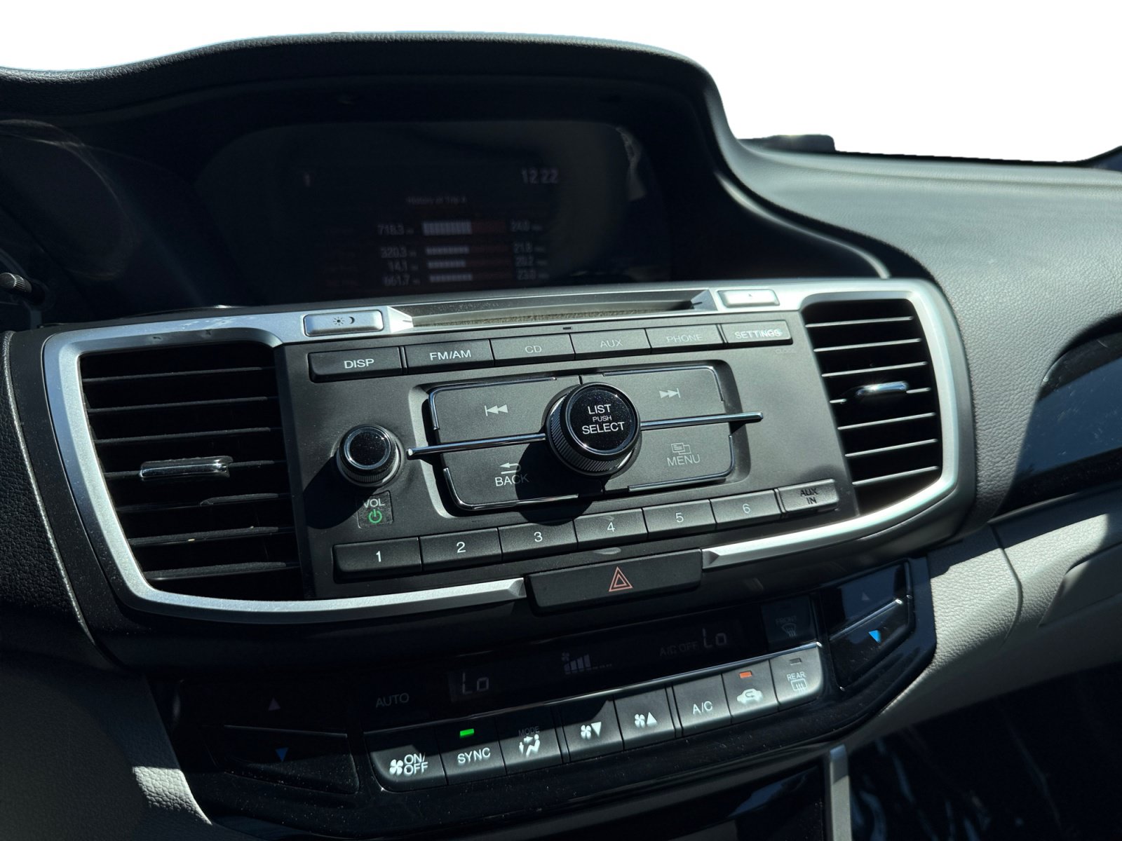 Used 2016 Honda Accord LX image 12