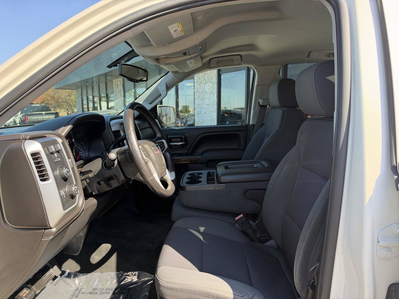 Used 2014 GMC Sierra 1500 SLE w/ SLE Value Package AWD/4WD image 2