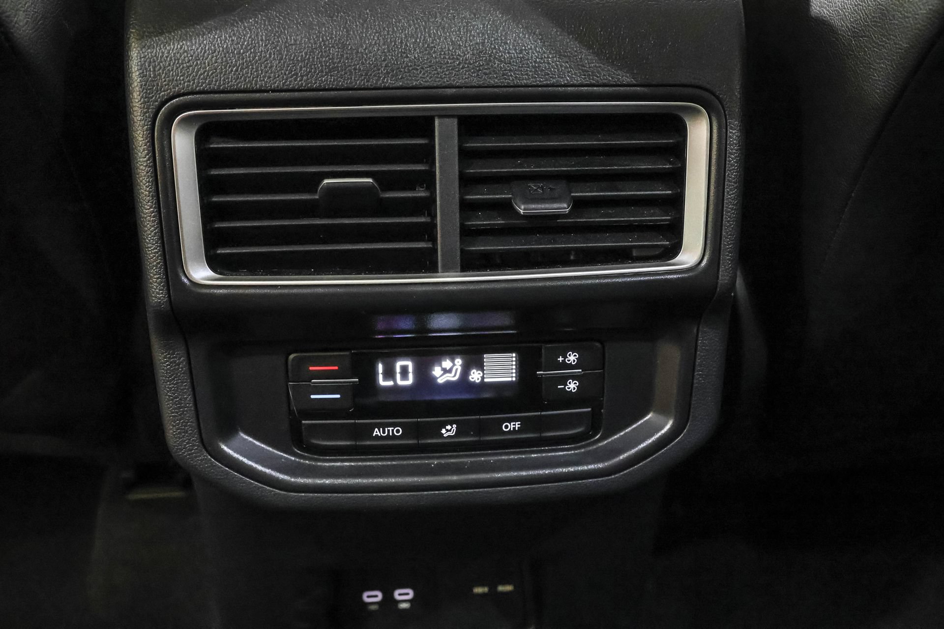 Used 2026 Volkswagen Atlas SE w/ Panoramic Sunroof Package AWD/4WD image 39