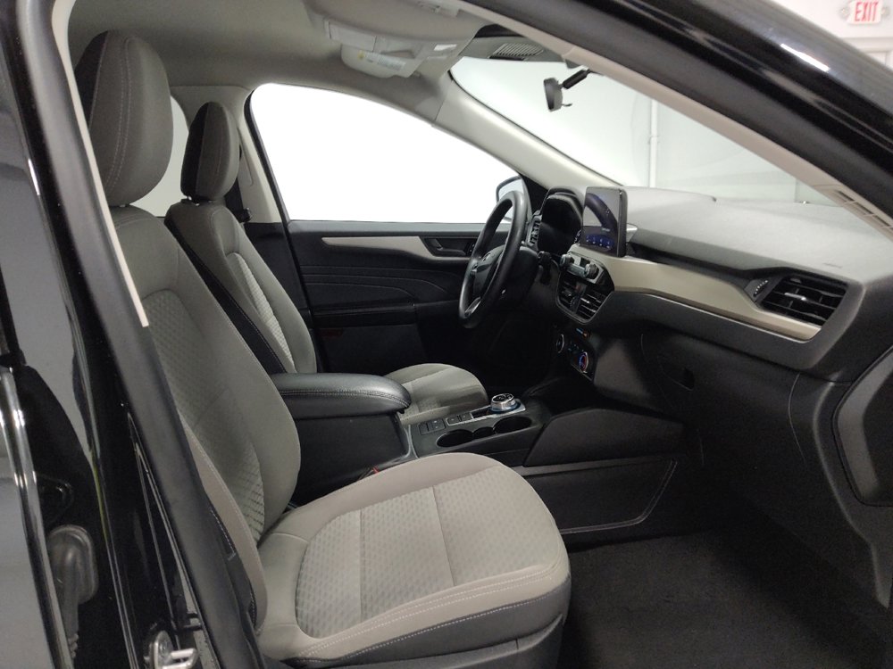 Used 2022 Ford Escape SE image 21