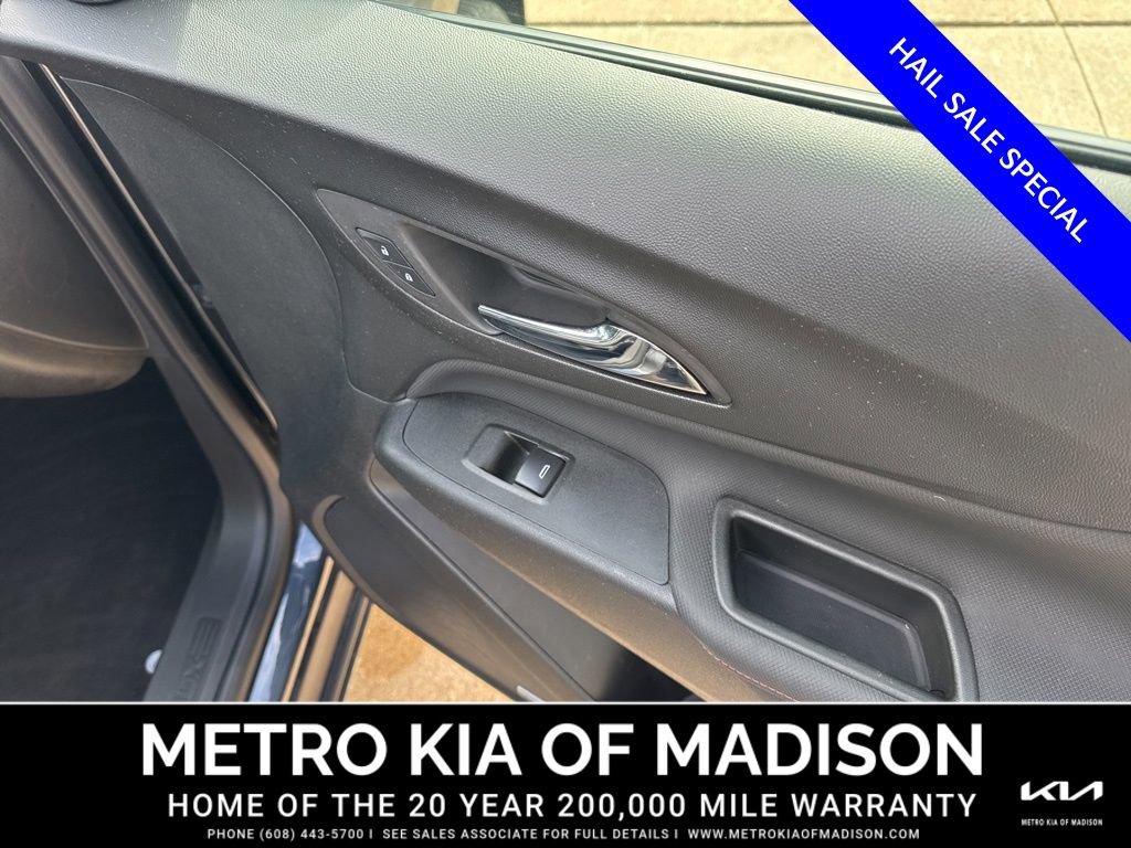 Used 2022 Chevrolet Equinox RS w/ RS Leather Package AWD/4WD image 37