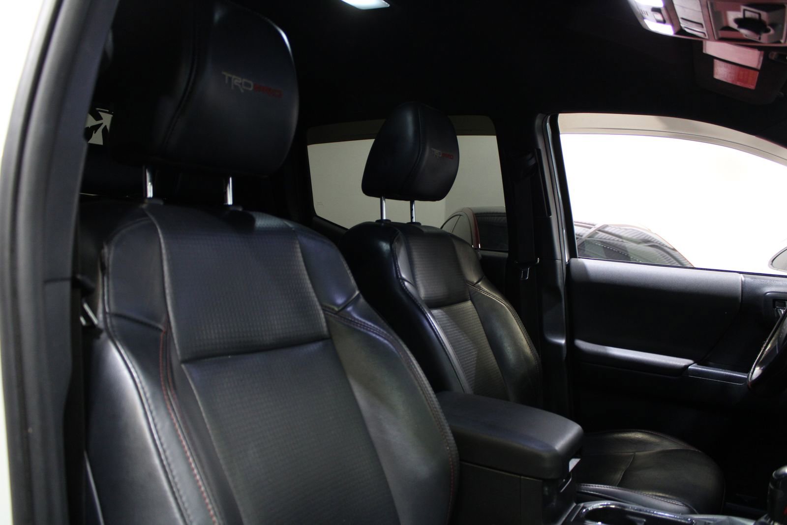 Used 2017 Toyota Tacoma TRD Pro image 22