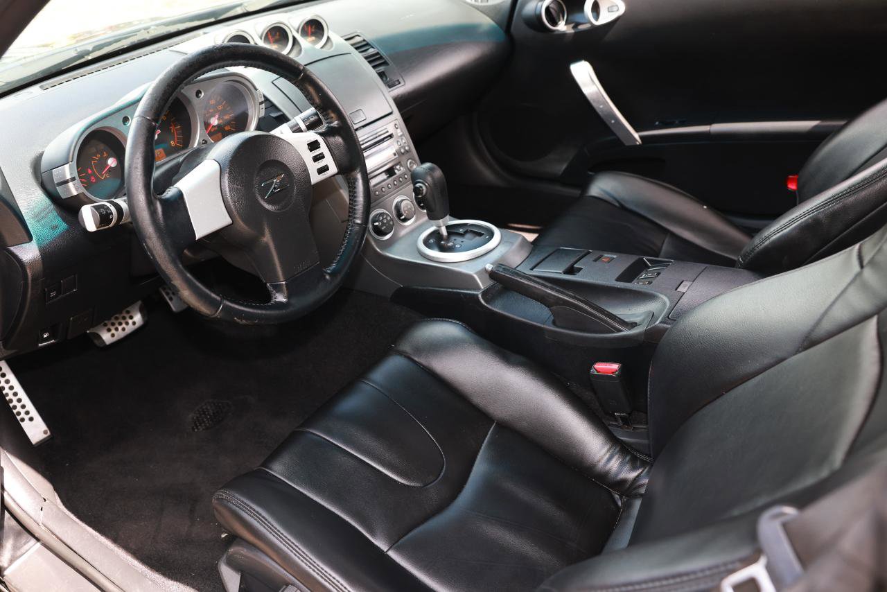 Used 2003 Nissan 350Z Touring RWD image 4
