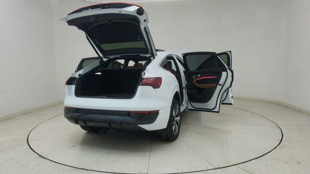 Used 2024 Audi Q8 e-tron Premium Plus w/ Premium Plus Package image 74