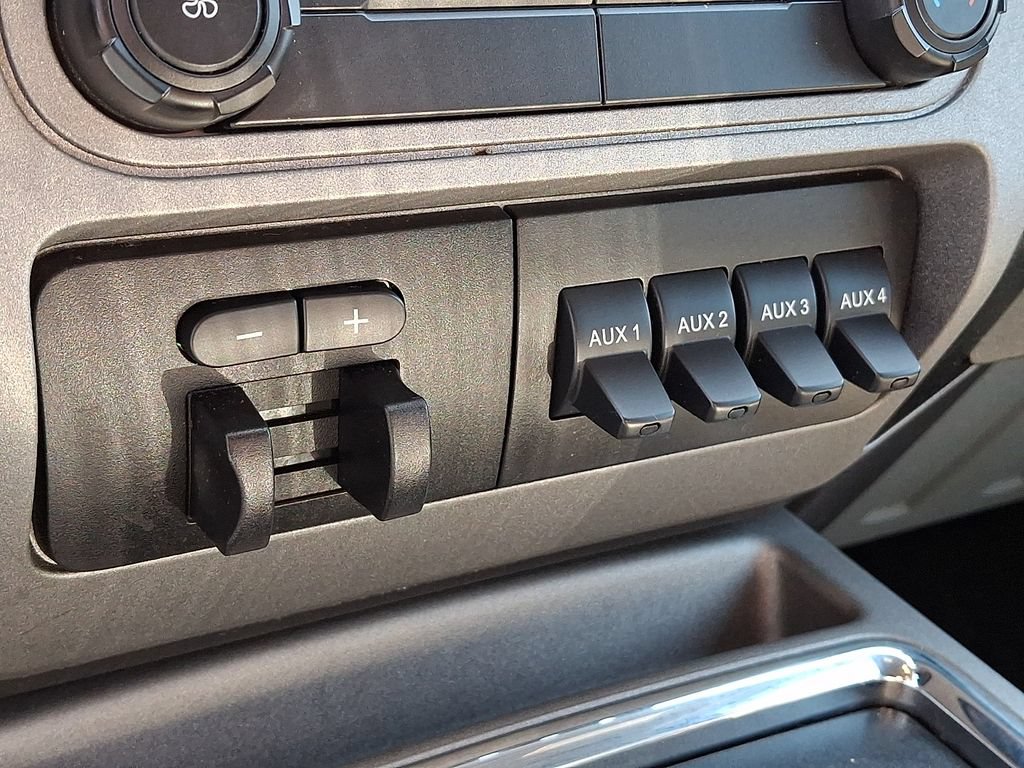 Used 2012 Ford F250 XLT w/ XLT Interior Pkg AWD/4WD image 31