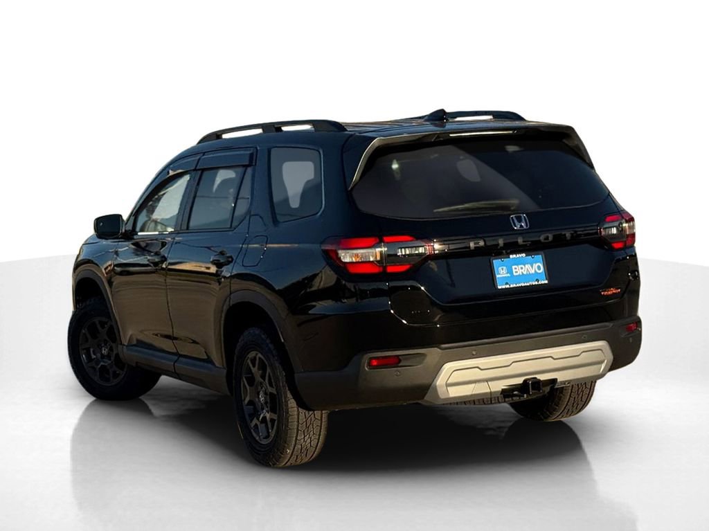 New 2025 Honda Pilot TrailSport image 7