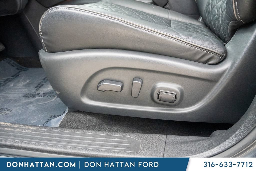 Used 2020 Nissan Murano Platinum w/ Cargo Package FWD image 18