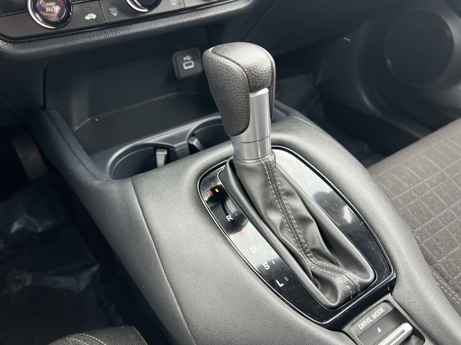 Used 2023 Honda HR-V LX image 20