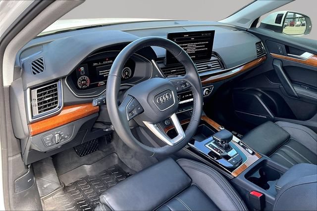 Used 2023 Audi Q5 Premium Plus w/ Premium Plus Package AWD/4WD image 13