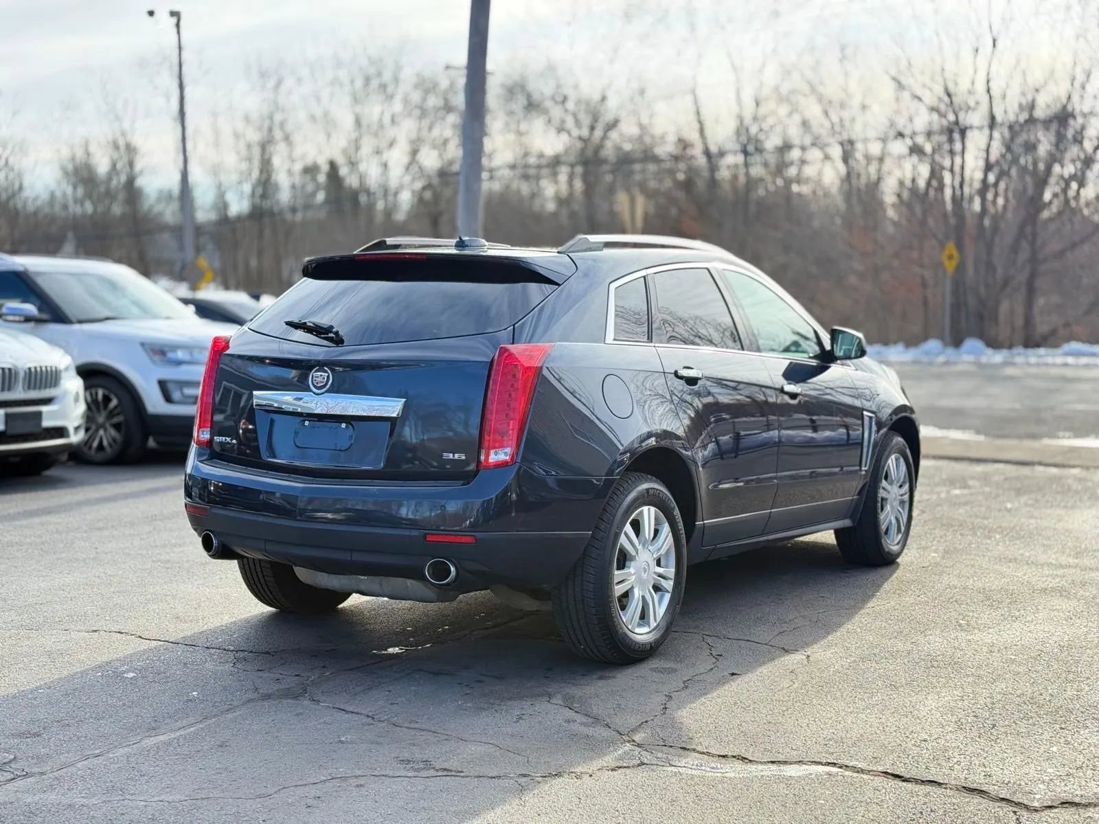 Used 2016 Cadillac SRX Luxury w/ Driver Awareness Package image 7