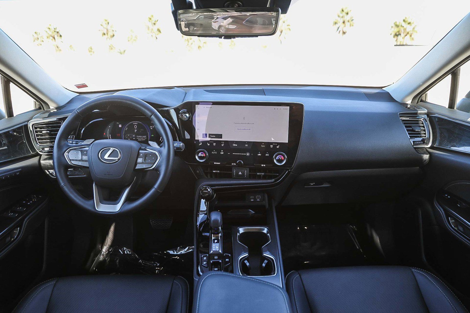 Used 2025 Lexus NX 350h AWD w/ Premium Package image 12
