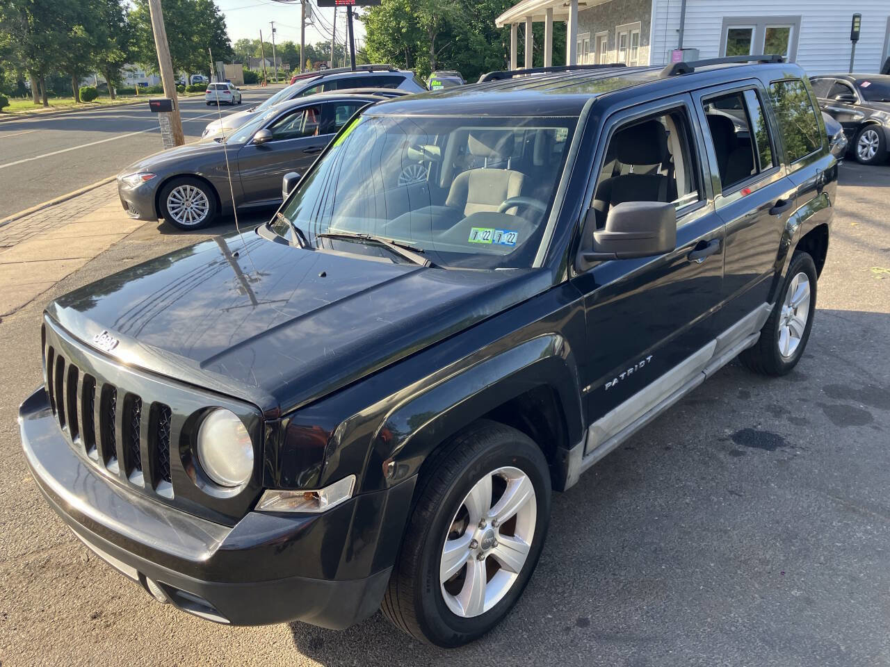 Used 2011 Jeep Patriot Sport w/ Tire & Wheel Group AWD/4WD image 11