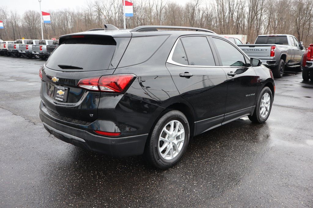 Used 2024 Chevrolet Equinox LT image 30