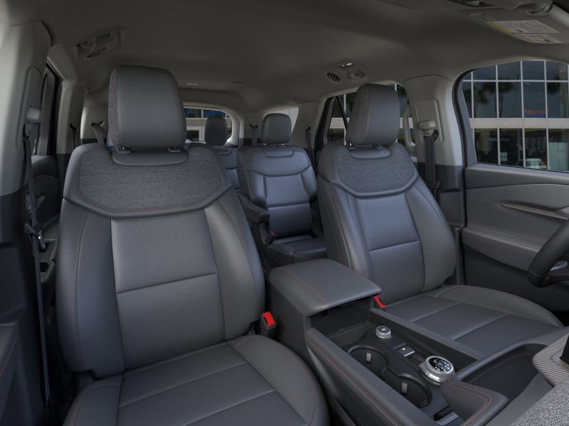 New 2025 Ford Explorer Active w/ Active Comfort Package image 10