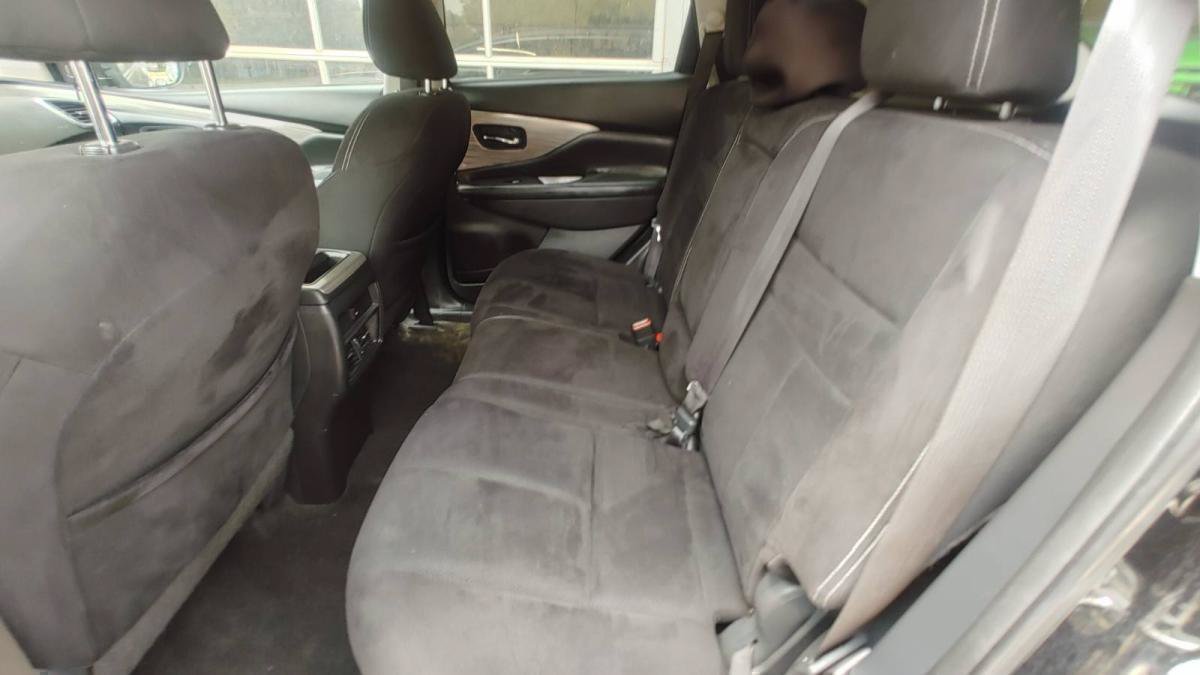Used 2018 Nissan Murano SV AWD/4WD image 9