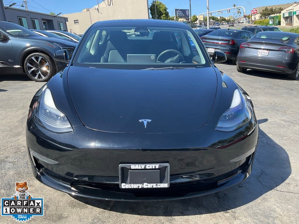 Used 2023 Tesla Model 3 Standard Range image 2