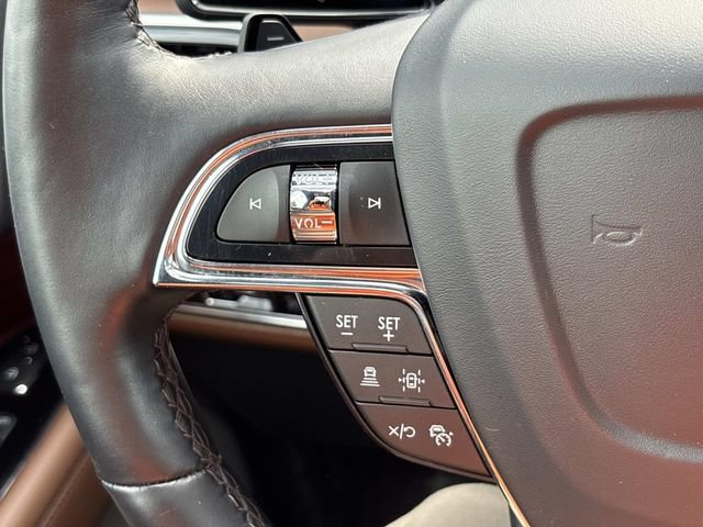 Certified 2024 Lincoln Navigator Reserve AWD/4WD image 30