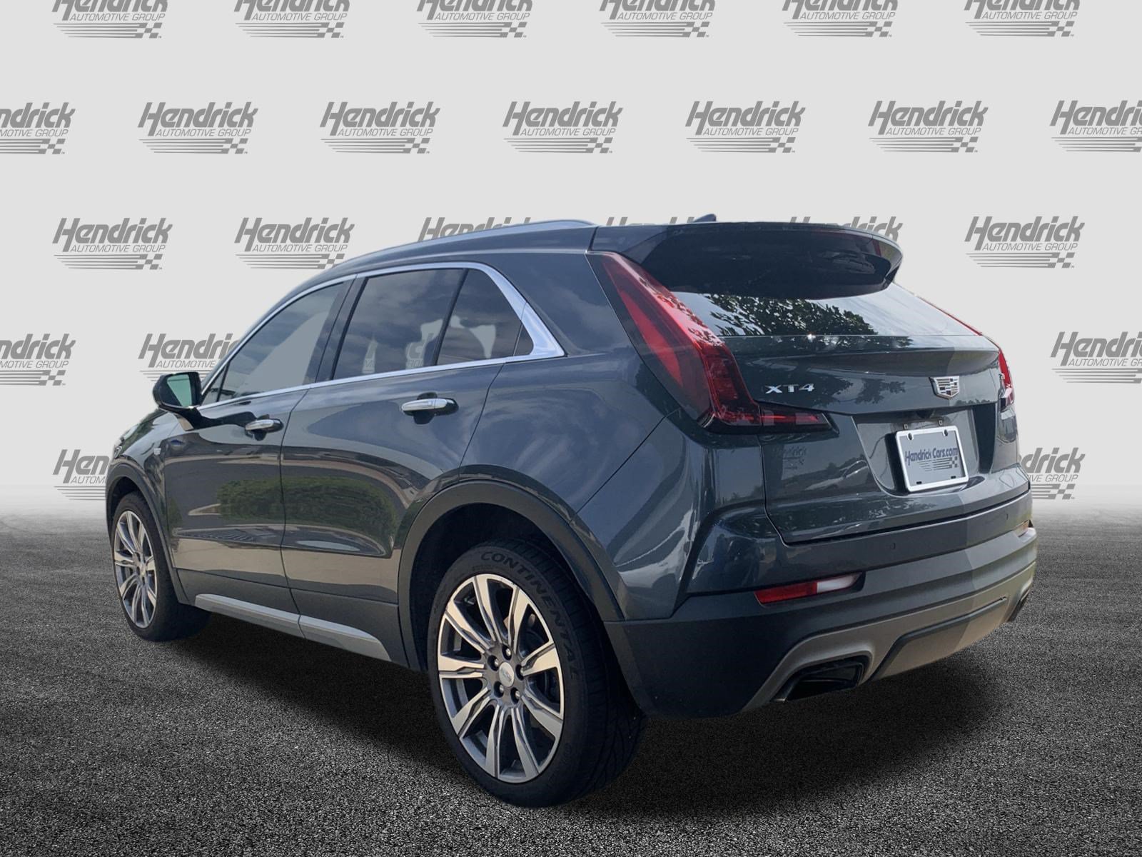 Used 2019 Cadillac XT4 Premium Luxury w/ Technology Package FWD image 8