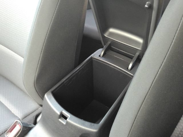 Used 2023 Kia Soul LX w/ LX Technology Package FWD image 36