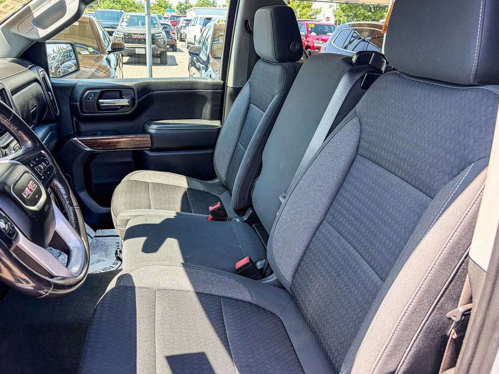 Used 2021 GMC Sierra 1500 Elevation w/ LPO, Elevation Black Package AWD/4WD image 9