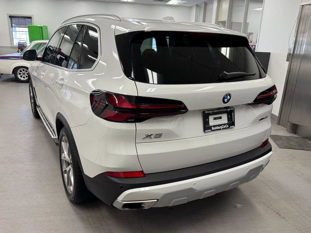 Used 2026 BMW X5 xDrive40i image 26