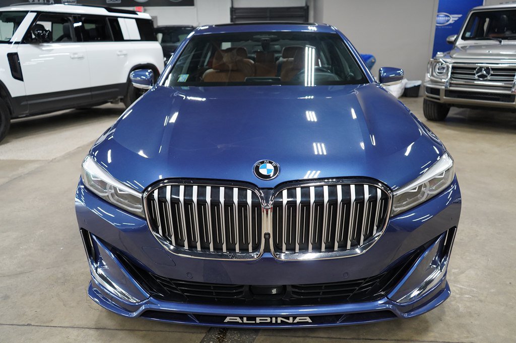 Used 2022 BMW ALPINA B7 xDrive w/ Luxury Rear Seating Package AWD/4WD image 8