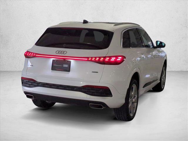 Certified 2025 Audi Q5 Premium Plus w/ Premium Plus image 5