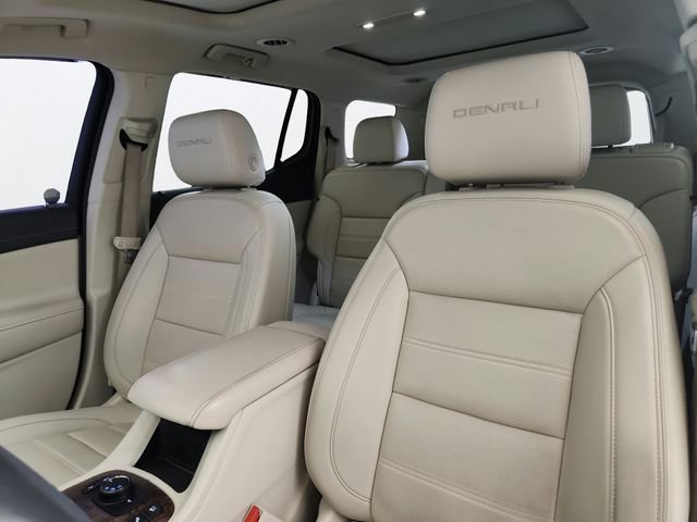 Used 2021 GMC Acadia Denali w/ Denali Technology Package FWD image 10