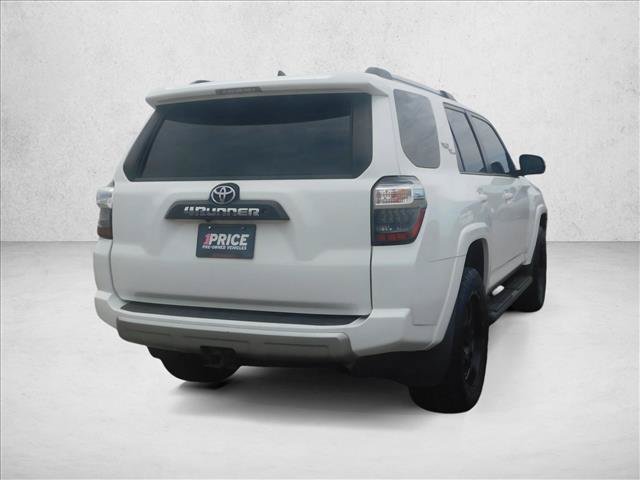 Used 2017 Toyota 4Runner TRD Off-Road Premium AWD/4WD image 9