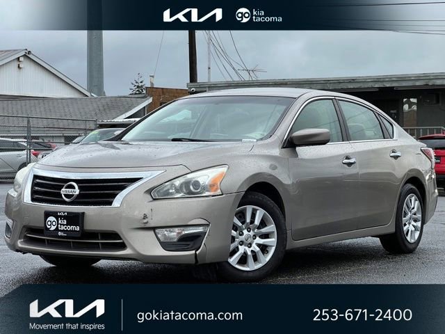 Used 2014 Nissan Altima 2.5 S w/ Display Audio Package image 1