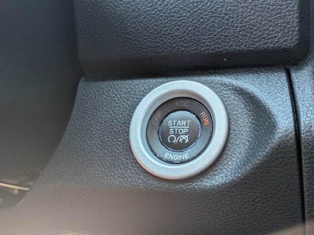 Used 2015 RAM 1500 Laramie w/ Convenience Group AWD/4WD image 31