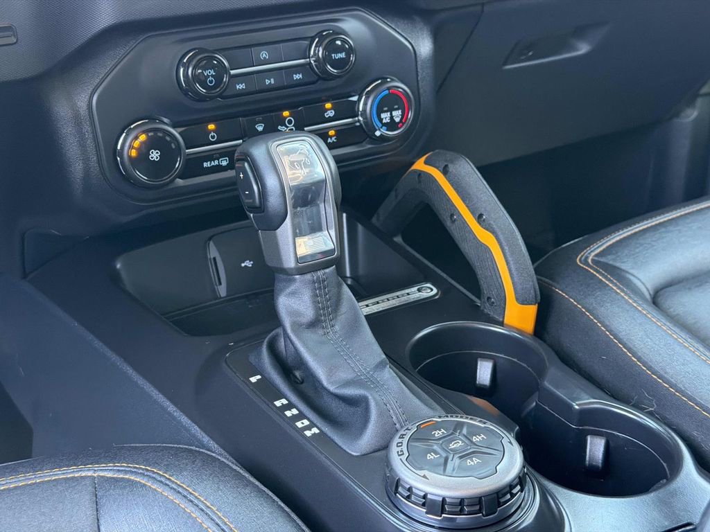 Certified 2024 Ford Bronco Badlands image 14