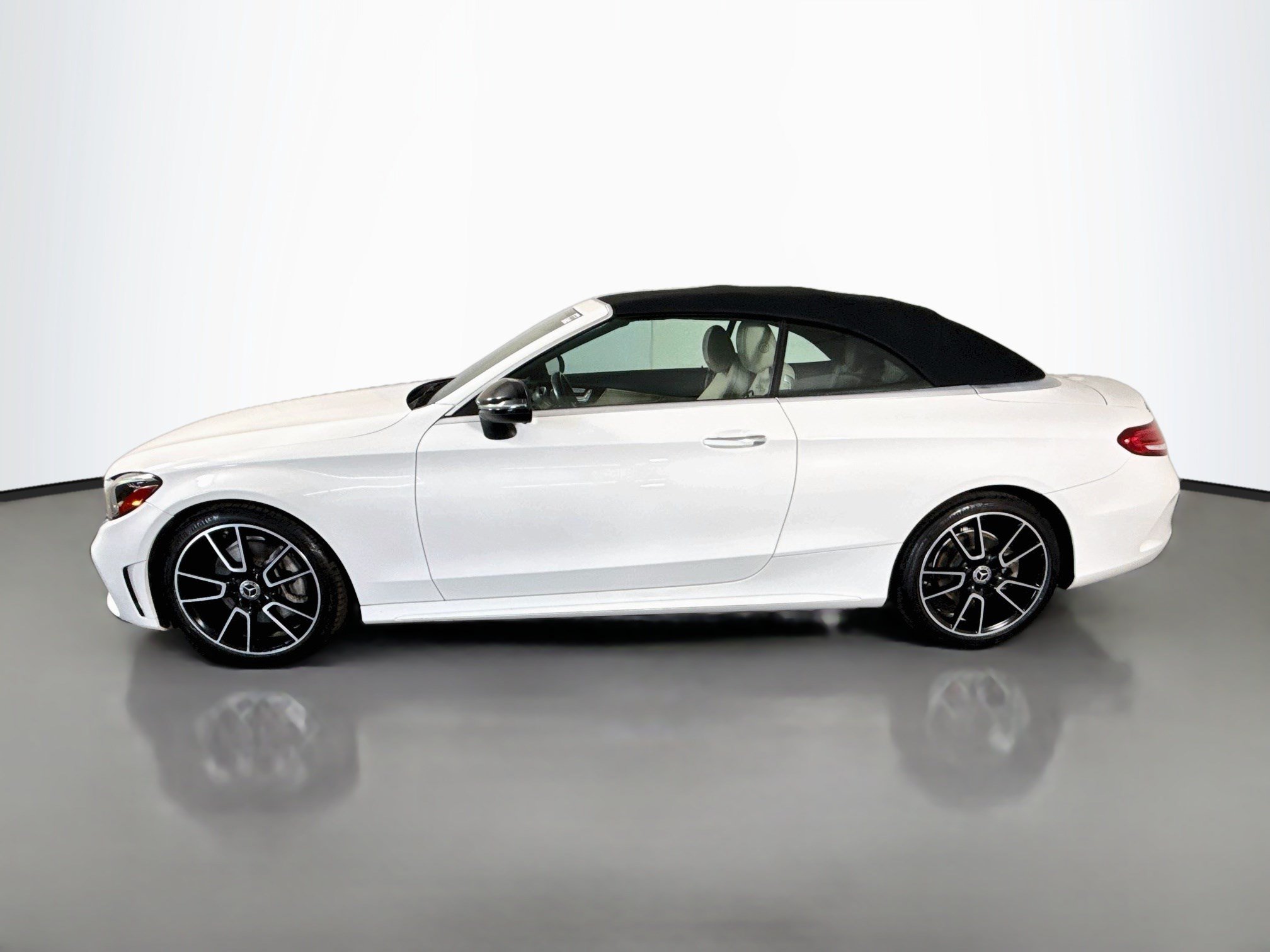 Used 2021 Mercedes-Benz C 300 Cabriolet w/ AMG Line image 6