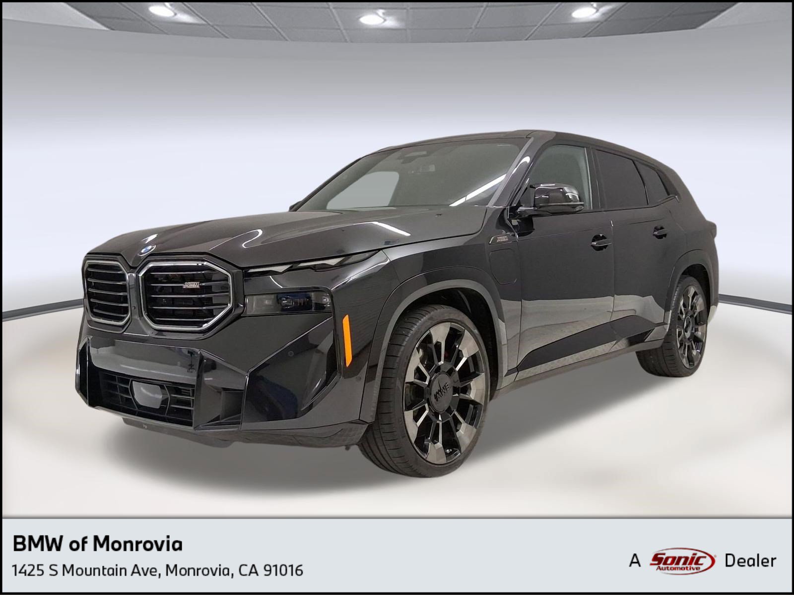 Certified 2023 BMW XM AWD/4WD image 1