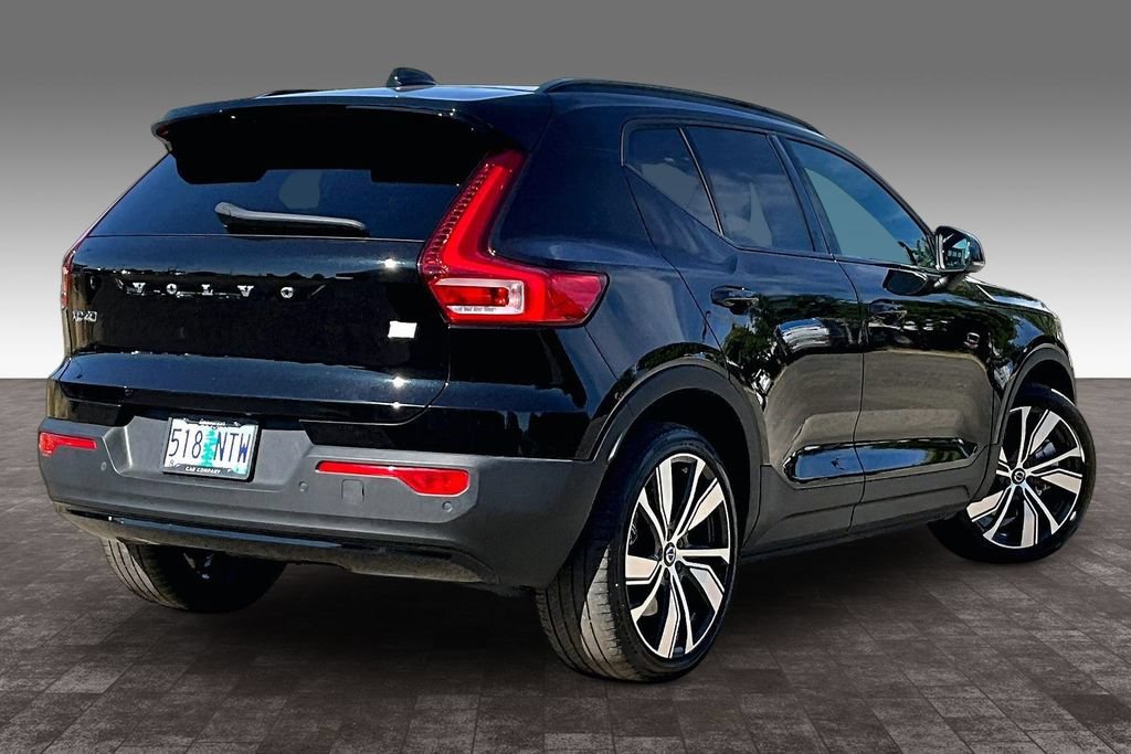 Used 2021 Volvo XC40 P8 Recharge w/ Advanced Package AWD/4WD image 14