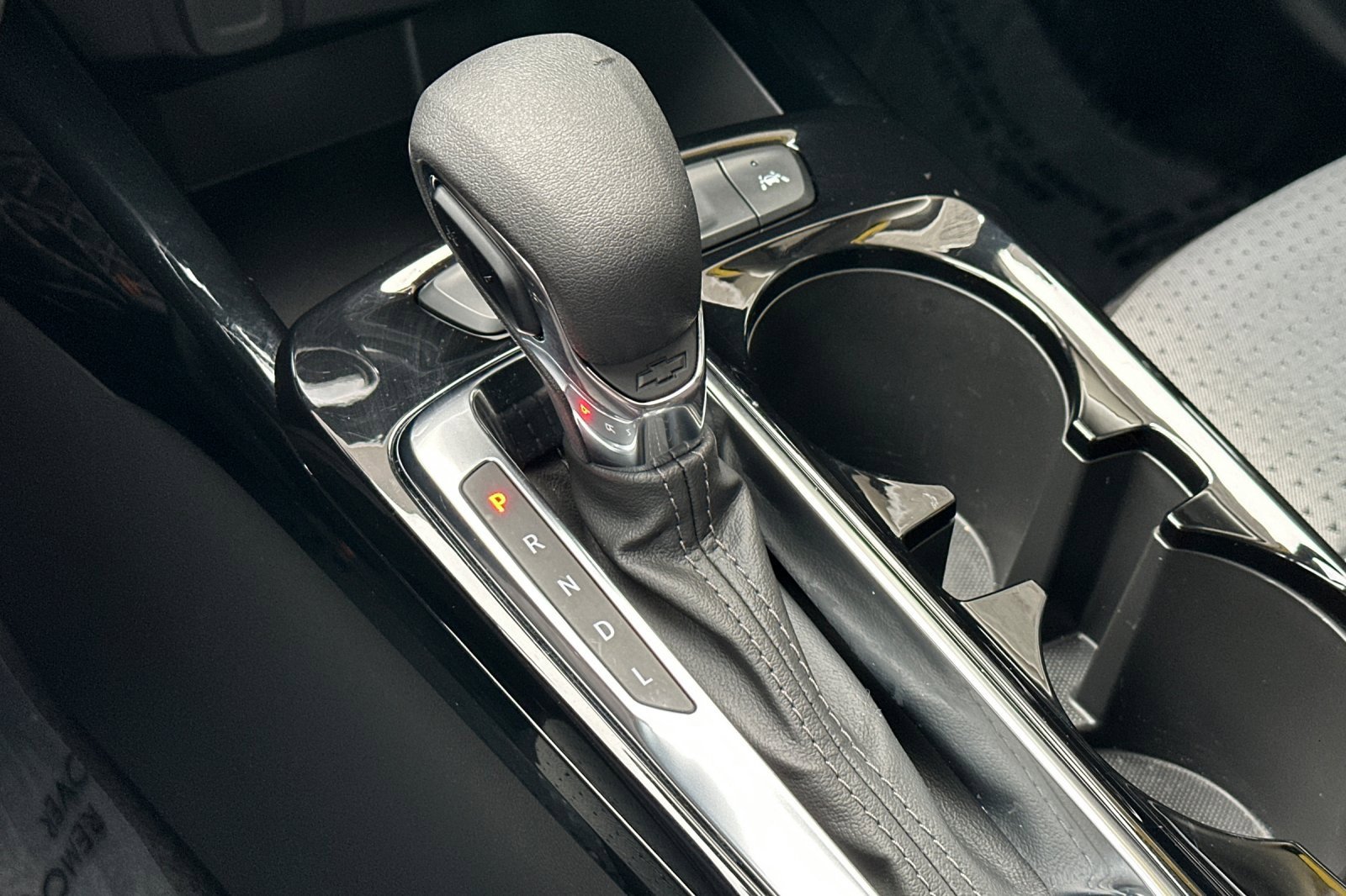 Used 2025 Chevrolet Trax LT w/ Driver Confidence Package image 28