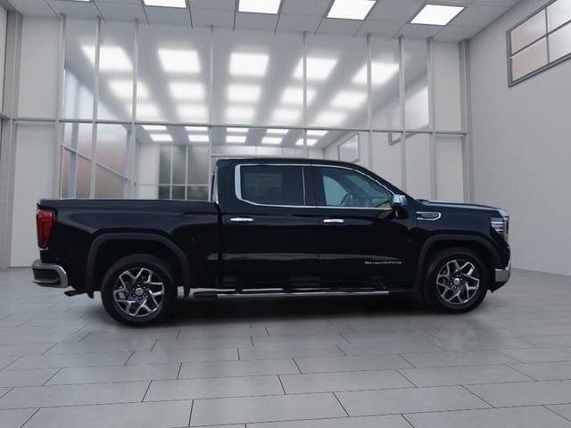 Used 2022 GMC Sierra 1500 SLT w/ SLT Convenience Package image 9