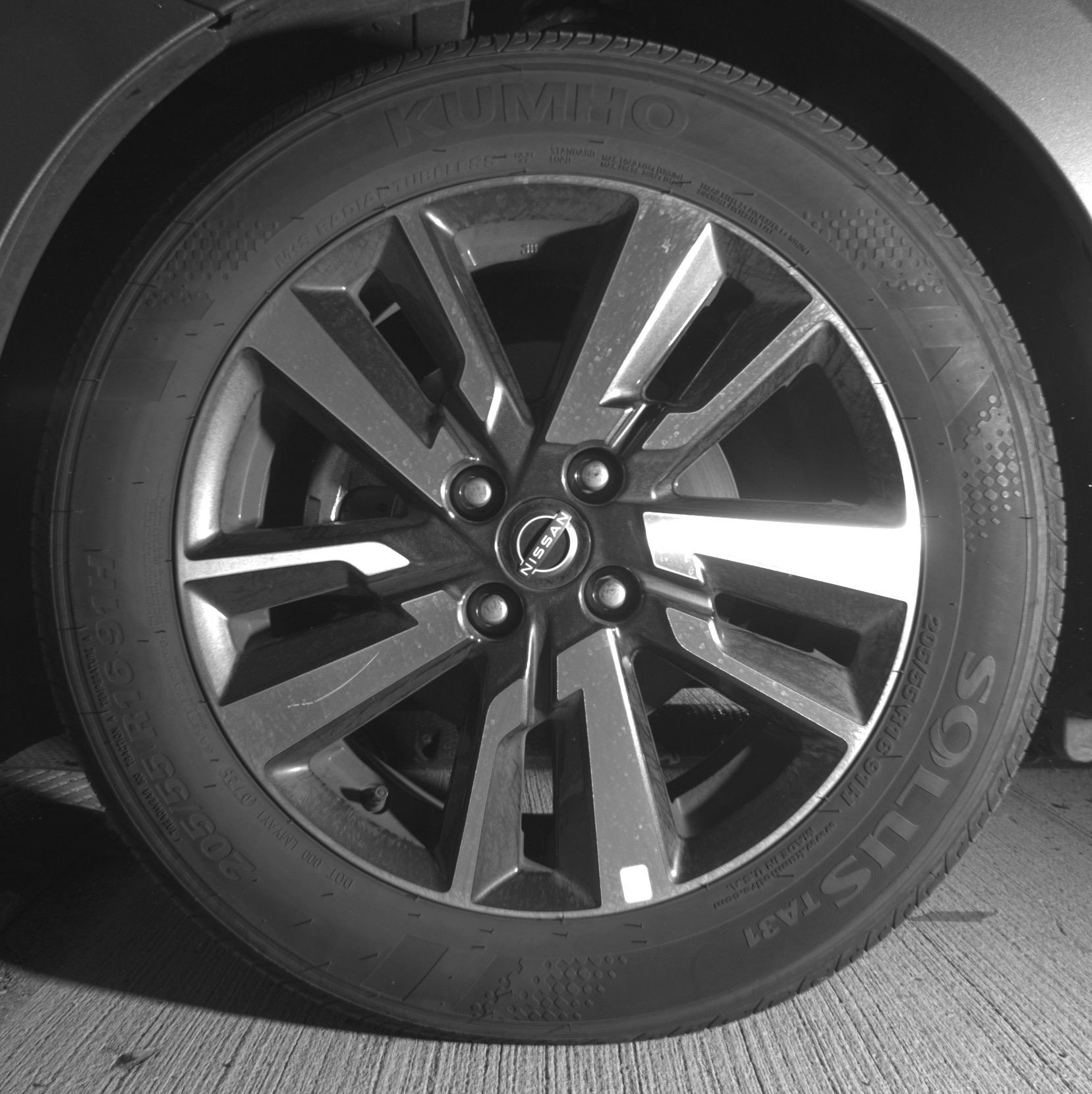 Used 2025 Nissan Versa SV image 12