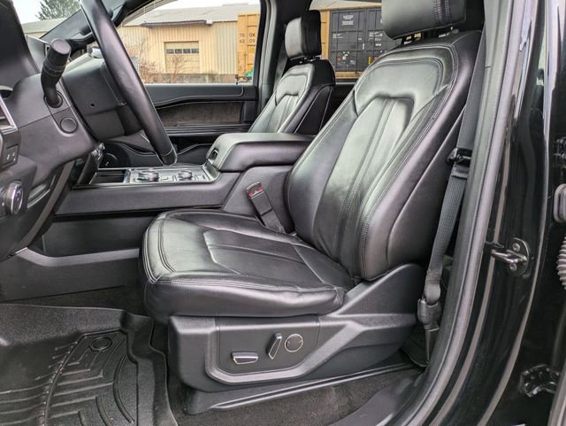 Used 2018 Ford Expedition Limited w/ Equipment Group 301A image 7