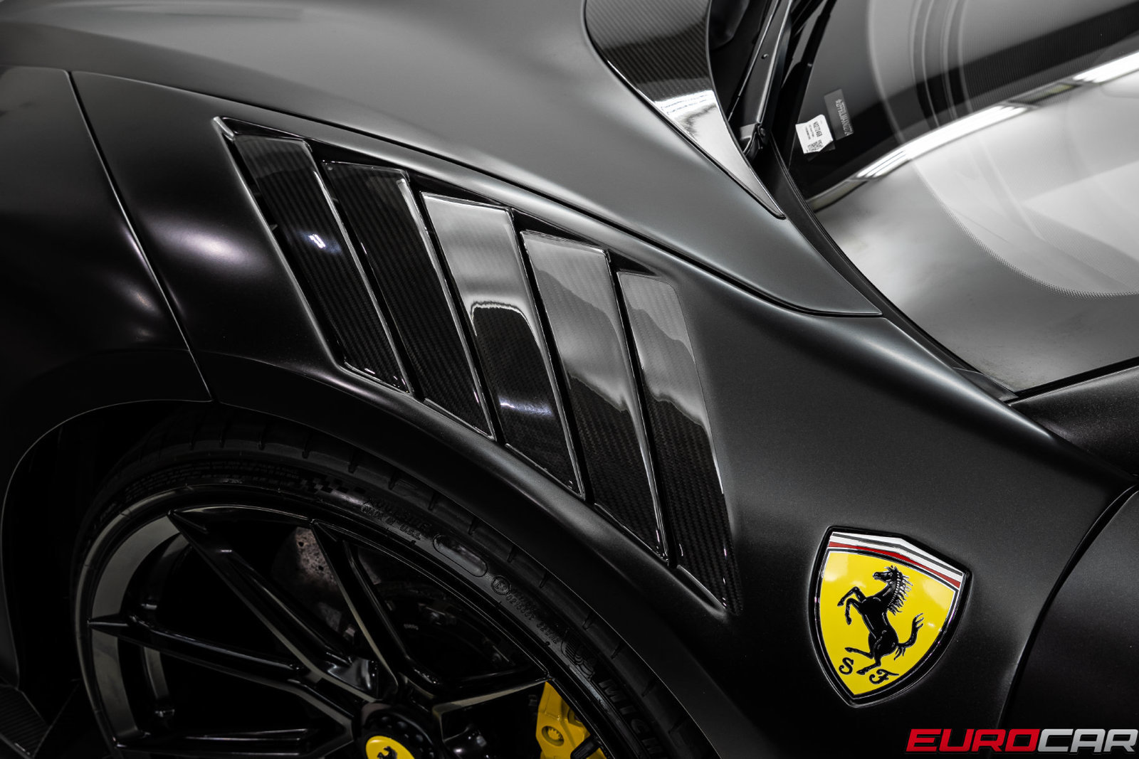 Used 2022 Ferrari F8 Tributo RWD image 21
