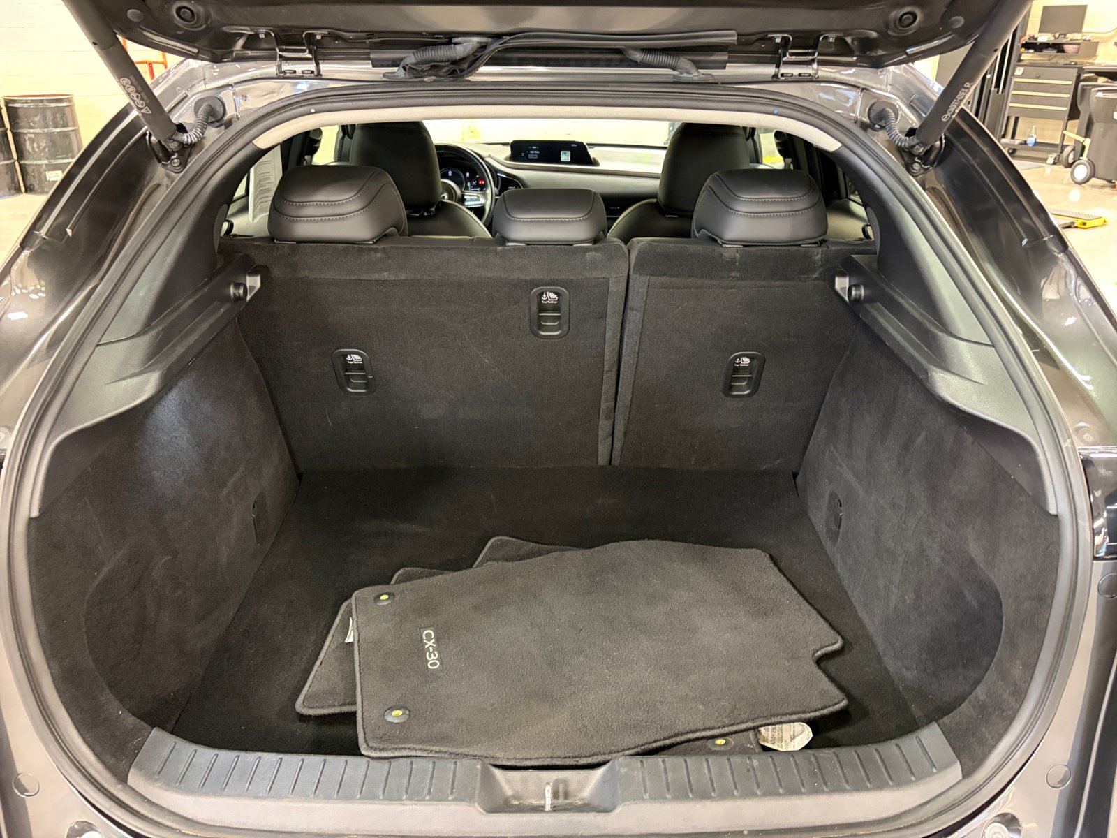 Used 2021 MAZDA CX-30 AWD 2.5 S w/ Premium Package image 30