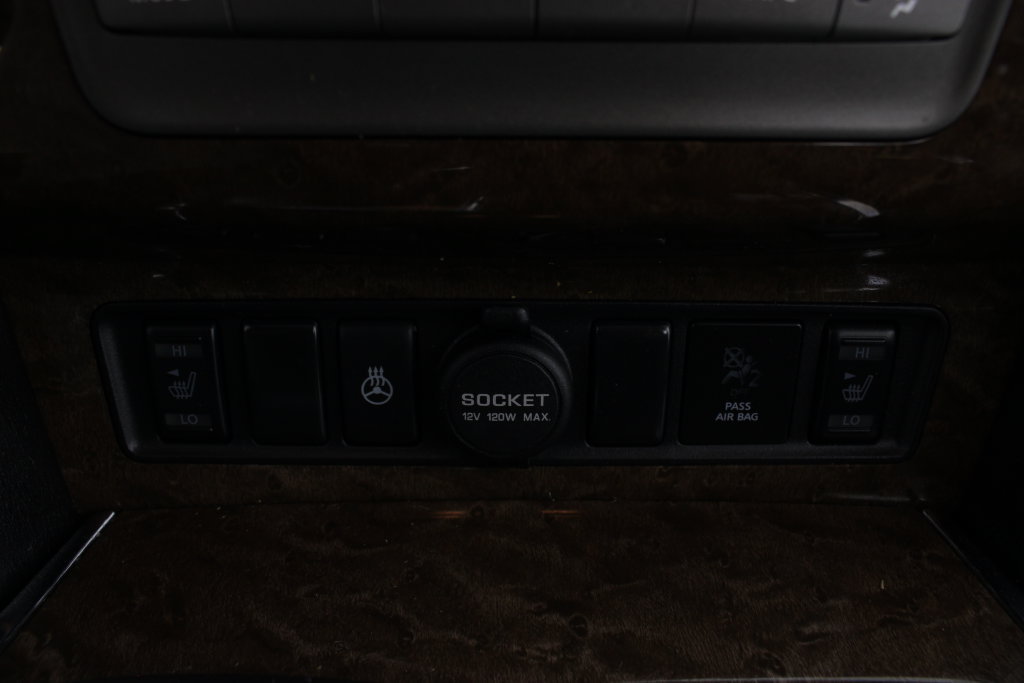 Used 2017 INFINITI QX80 4WD image 6