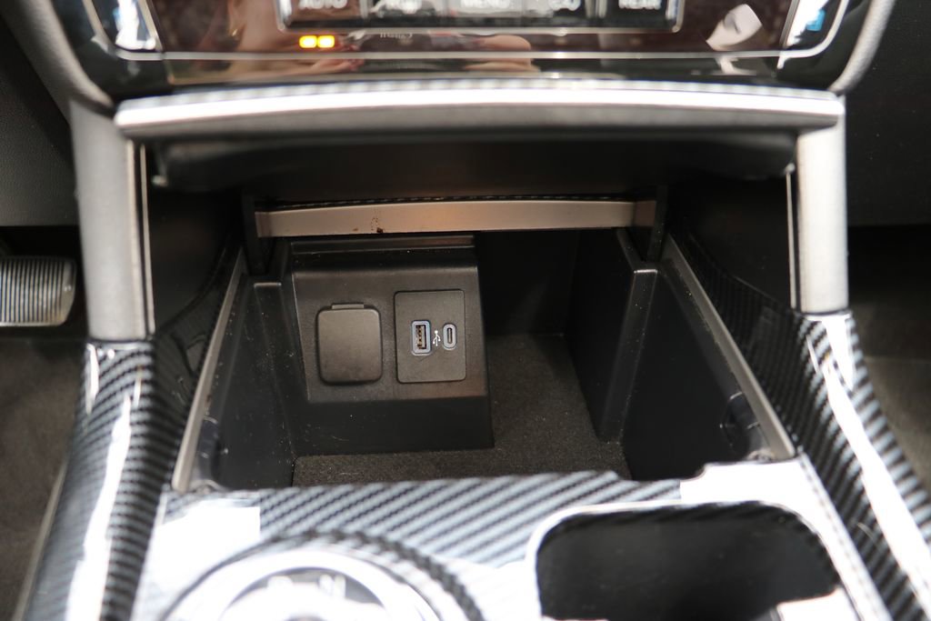 Used 2021 Ford Explorer ST w/ ST Street Pack image 17