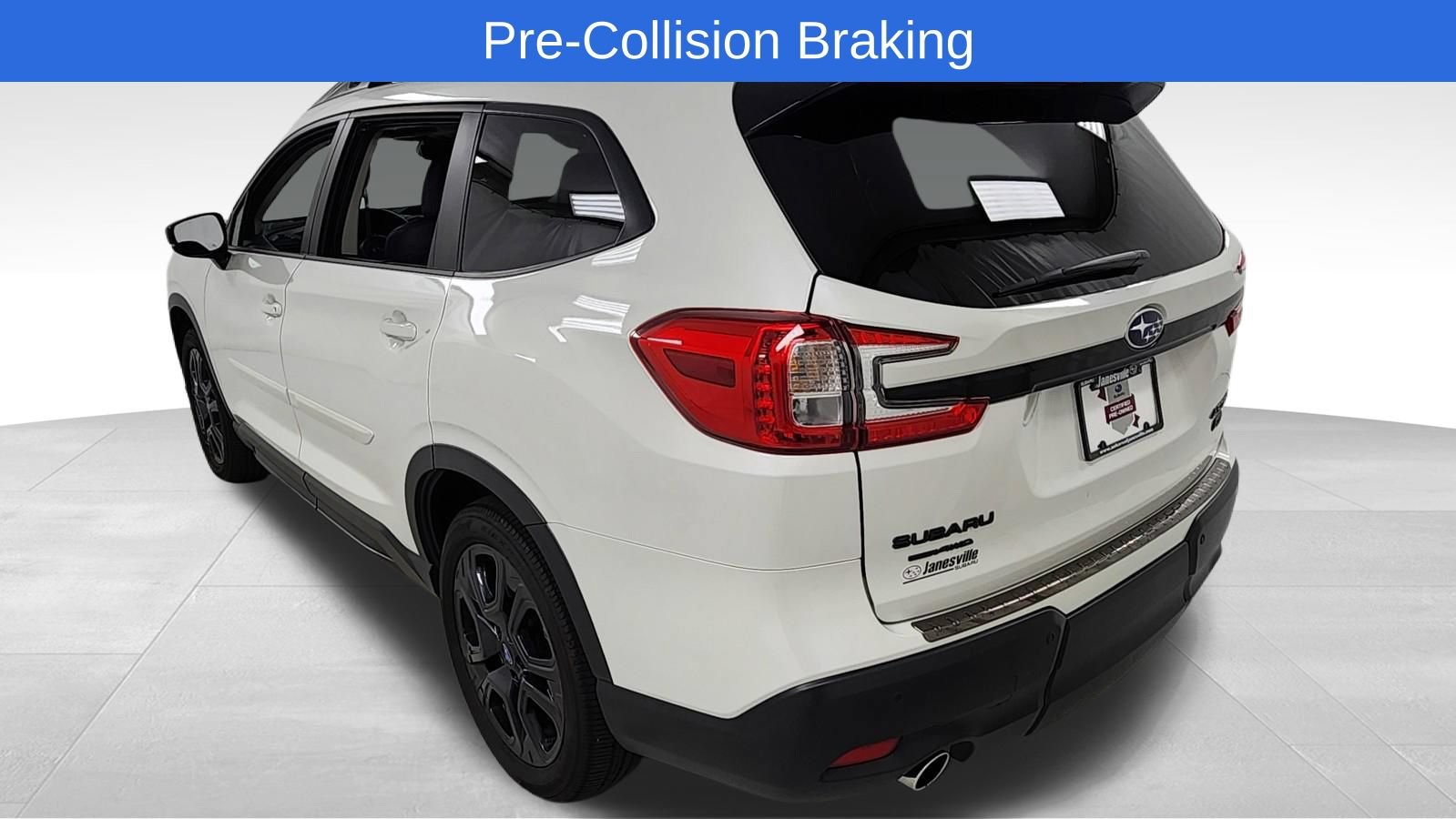 Used 2025 Subaru Ascent Bronze Edition AWD/4WD image 5