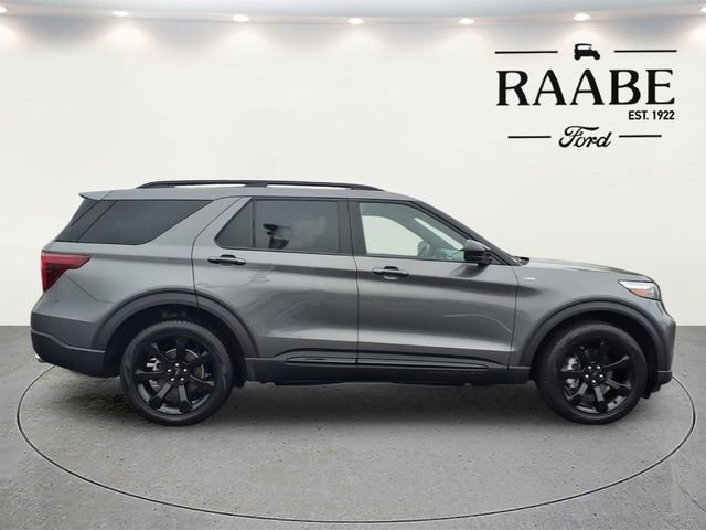 Used 2023 Ford Explorer ST-Line AWD/4WD image 8