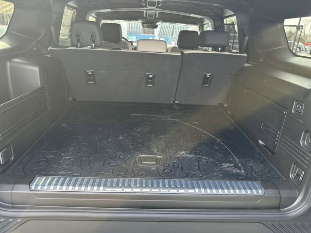 New 2026 GMC Hummer EV SUV w/ LPO, Illumination Package image 22