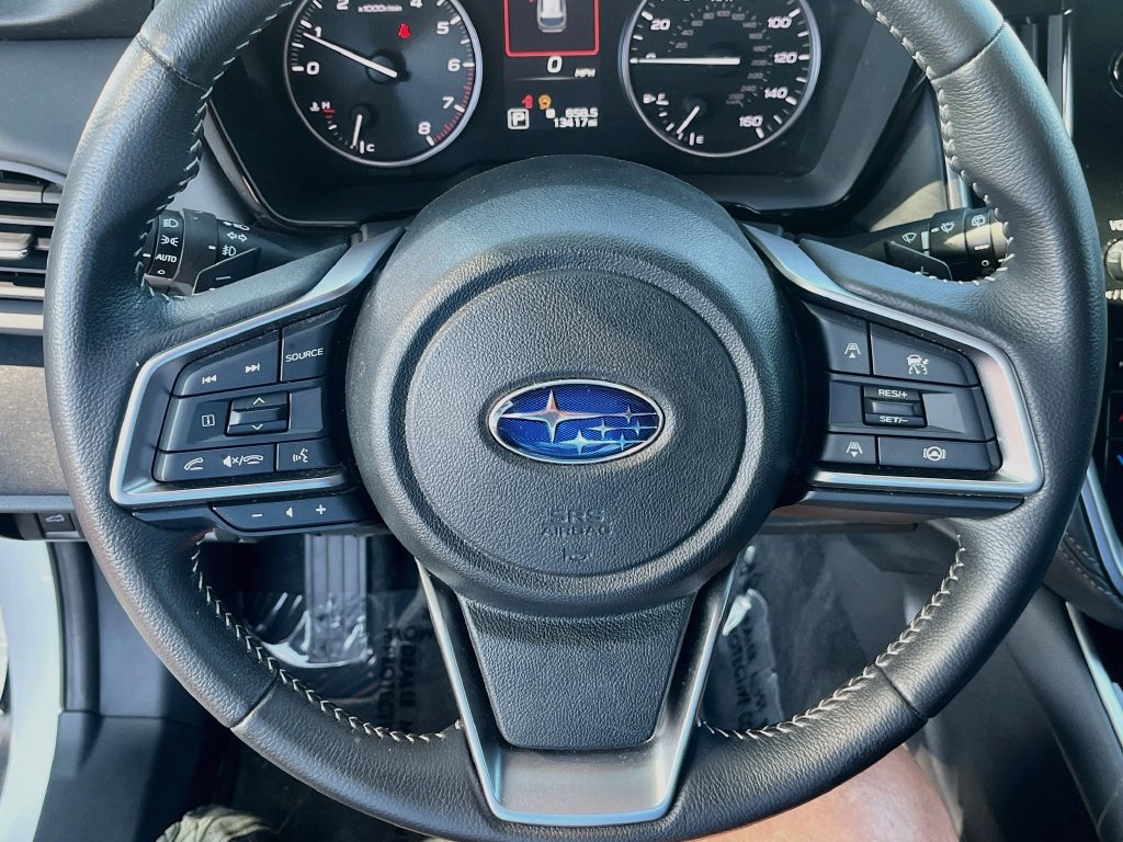 Used 2025 Subaru Outback Premium AWD/4WD image 11