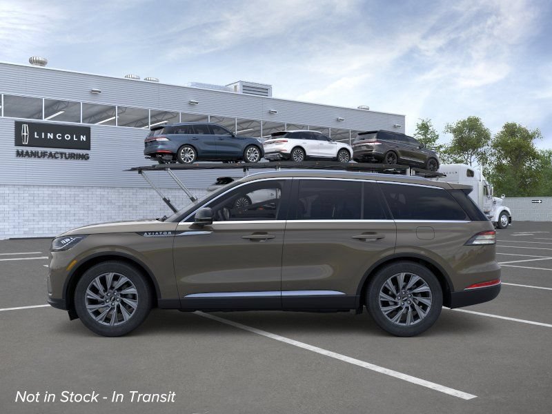 New 2026 Lincoln Aviator 2WD image 3