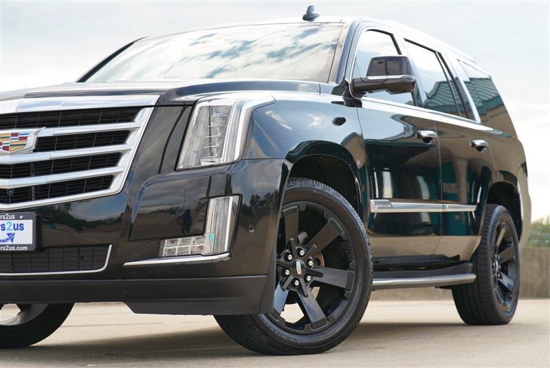 Used 2017 Cadillac Escalade Luxury AWD/4WD image 11