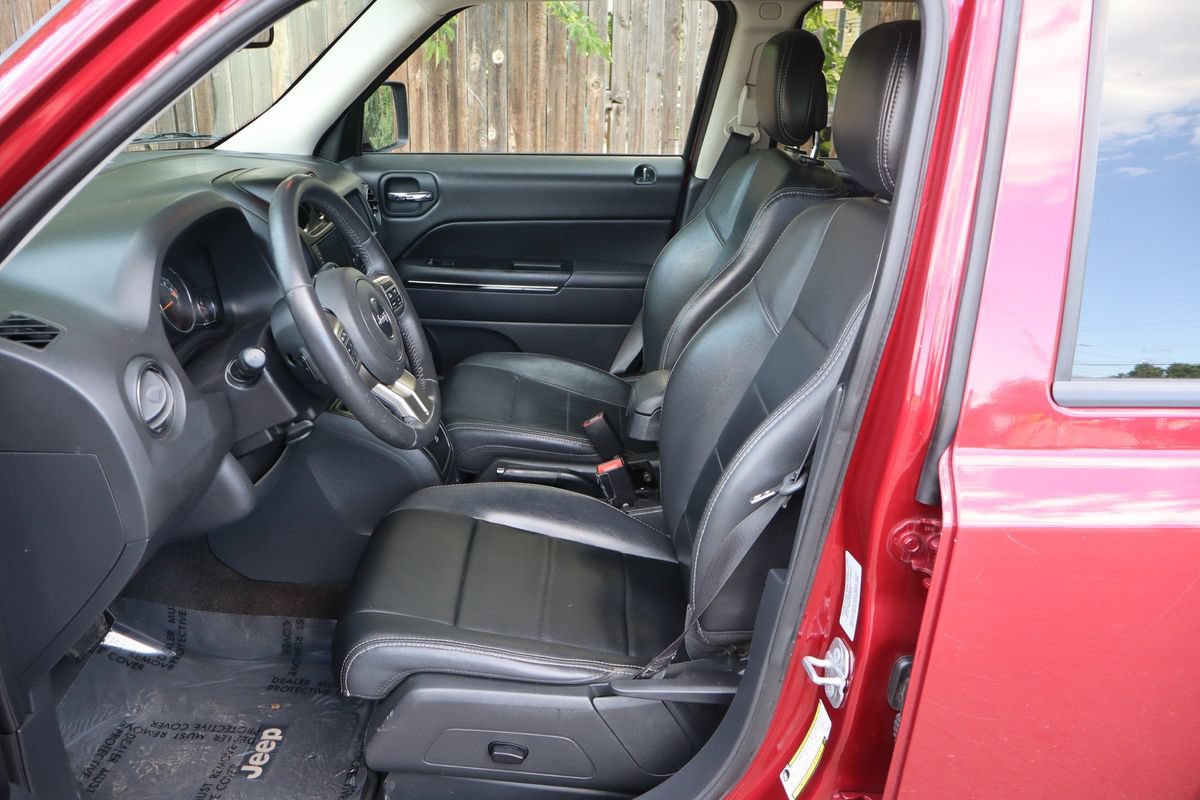 Used 2015 Jeep Patriot Limited w/ Sun/Sound Group FWD image 19